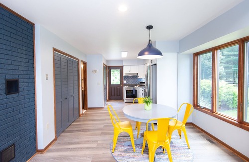 Bethlehem Casa | Stylish Home on the Choptank River (with Tidal Beach)