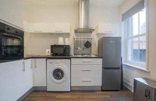 Coldharbour Apartamento | Stylish Home - Ten Mins to Central London