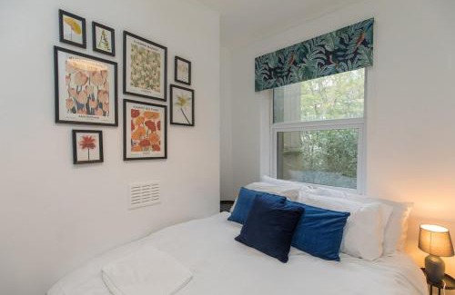 Coldharbour Apartamento | Stylish Home - Ten Mins to Central London