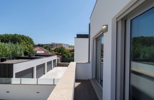 Senhora da Hora Casa | Stylish Home w/ Garage and Terrace by HostWise