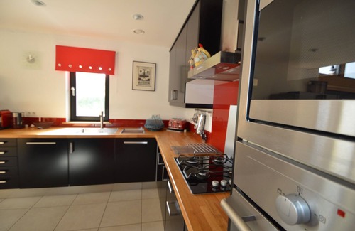 Cherveix-Cubas Casa | Stylish home with private pool