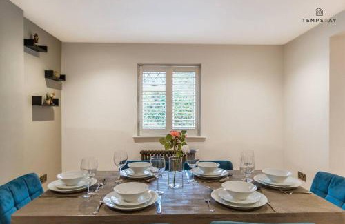 Windsor Apartamento | STYLISH HOME WITH FREE PARKING - 10 MINS TO LEGOLAND!