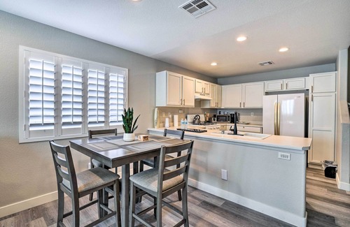 Paradise Casa | Stylish House w/ Patio, 8 Mi to Vegas Strip!