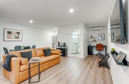 Lakeland Apartamento | Stylish Lakeland Studio with Workspace