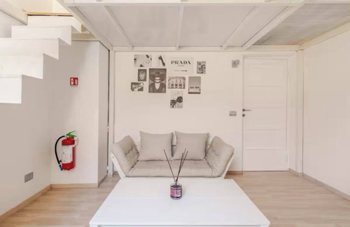 Dergano Apartamento | Stylish Loft | 5min Metro | 10min Duomo | A/C