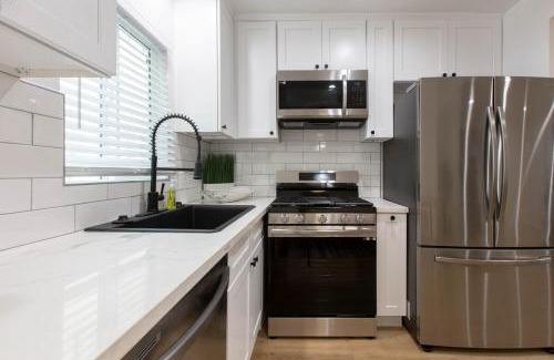 Alamitos Beach Apartamento | Stylish Long Beach Retreat Walk to Beach Bars