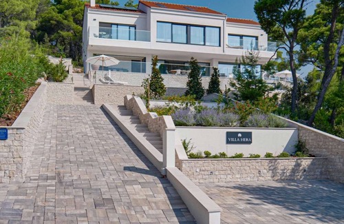 Lumbarda Villa | Stylish Lumbarda Villa Hera - Sleeps 10 + Private Pool, Close to Beaches