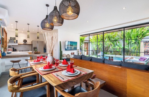 Kerobokan Villa | Villa-Pool-BBQ diseñada en Seminyak Side