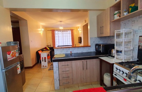 Kikuyu Apartamento | Stylish Luxe Apartment- 2 mins walk from Shopping Mall and Market