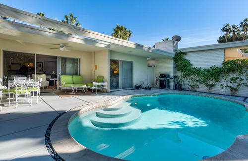 Palm Desert Casa | Stylish Mid-Century home with Pool walking distance to all on El Paseo!