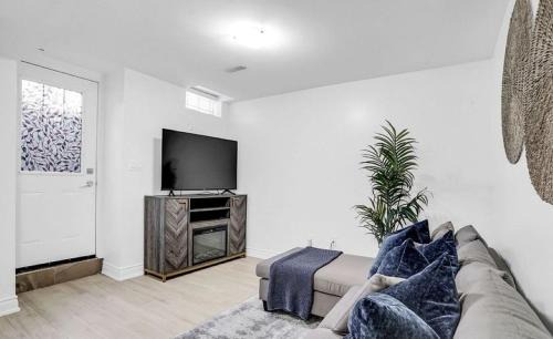 Brampton Apartamento | Stylish Modern 2-bedroom Basement Suite