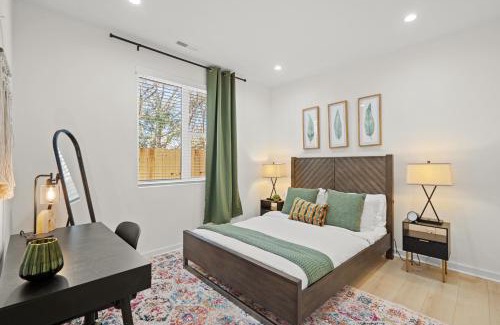 Charlotte Apartamento | Stylish Modern 3BR 3,5BA Townhouse in Charlotte