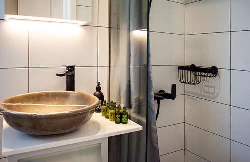 Chalcis Apartamento | Stylish Modern Studio, Chalkida centre, seaside
