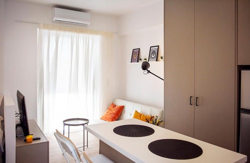 Chalcis Apartamento | Stylish Modern Studio, Chalkida centre, seaside