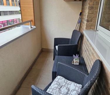 Novi Beograd Apartamento | Stylish New Belgrade apt parking 5e per day