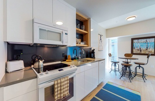 Uptown Condominio | Elegante condominio nuevo en el moderno distrito NW, a pie de los lugares más elegantes!