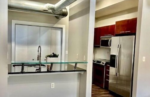 Atlantic Station Area Casa | Stylish New Loft in Atlantic Station - Book Now!