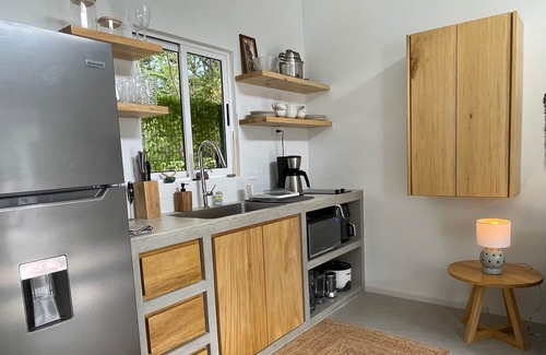 Cuajiniquil Casa | Stylish, New One-Bedroom Casita Close to the Beach and Great Surf Break