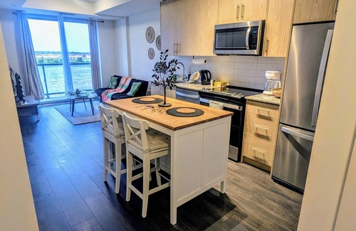 Oakville Condominio | Stylish Oakville Condo to Call Home