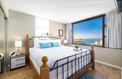 Waikiki Apartamento | Stylish Ocean View Condo Near Waikiki Beach with Free Parking!