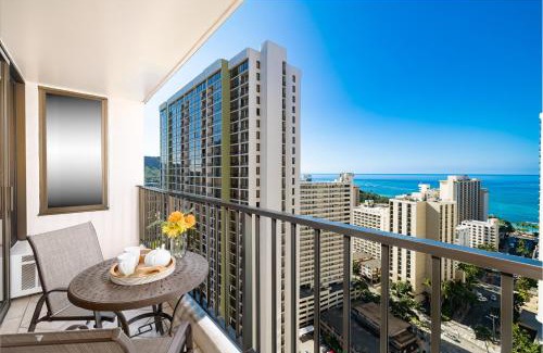 Waikiki Apartamento | Stylish Ocean View Condo Near Waikiki Beach with Free Parking!
