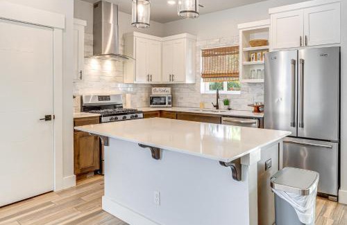 Central Oklahoma City Casa | Stylish OKC Farmhouse with Garden - Close to OU