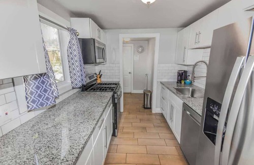 Northeast Reno Casa | Stylish One-Bedroom Unit with Easy Ground Access