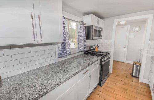 Northeast Reno Casa | Stylish One-Bedroom Unit with Easy Ground Access