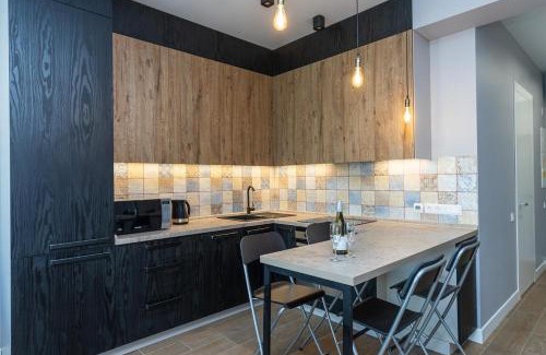 Obolon' Apartamento | Stylish panoramic apartments. Smartplaza. Metro Minskaya