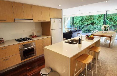 Randwick Apartamento | Stylish parkside retreat