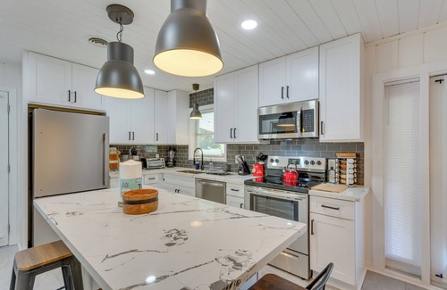 Myrtle Grove Casa | Stylish Pensacola Retreat w/ Patio & Grill!