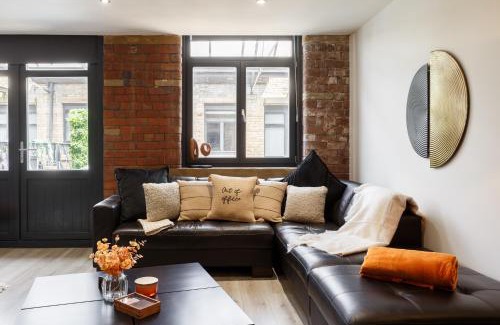 Bradford Apartamento | Stylish Penthouse with outside balcony!