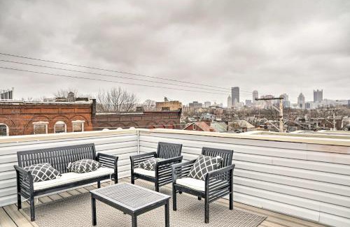 Central Northside Casa | Stylish Pittsburgh Townhouse with City Views!