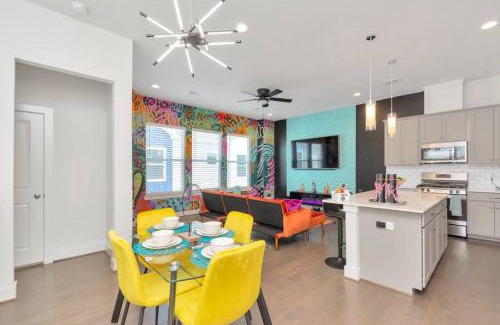 Riverside Terrace Casa | Stylish Prolific Gem - Great 4 Groups & Creators