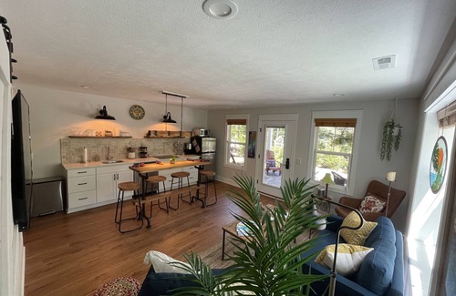 Pinehurst Casa | Stylish Residence in the Pines - 5 minutes from Pinehurst Golf!