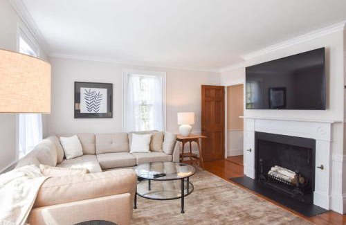 Yarmouth Port Casa | Stylish Retreat 2 mi to Beach