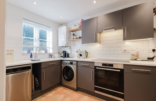 Tetbury Casa | Stylish Retreat with Private Garden in Tetbury