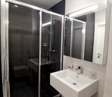 Mykolaiv Apartamento | Stylish Riverside Apartments in Riviera Complex