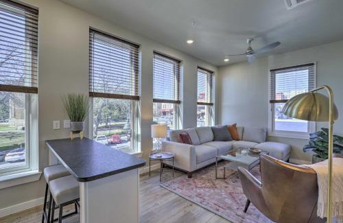 Downtown Apartamento | Stylish San Marcos Apt in the Heart of Dwtn!