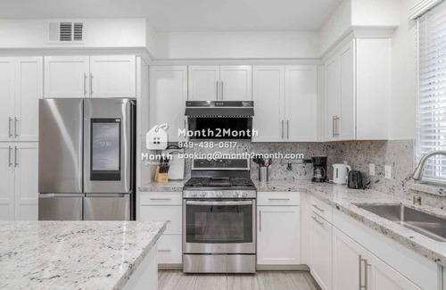 Berryessa Condominio | Stylish Sanctuary on Riesling Avenue #42285