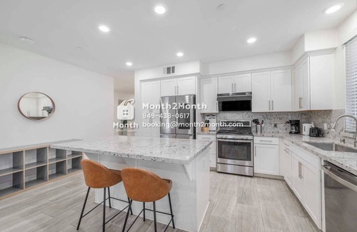 Berryessa Condominio | Stylish Sanctuary on Riesling Avenue #42285