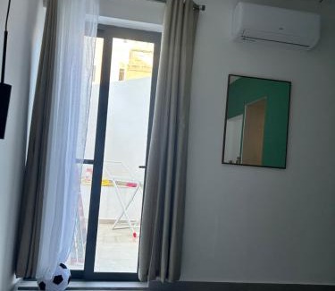 Marsaxlokk Apartamento | Stylish Seaside 1br Maisonette Marsaxlokk Bay