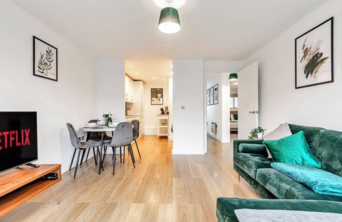 De Beauvoir Apartamento | Stylish Shoredtich Flat with Parking + Canal Views