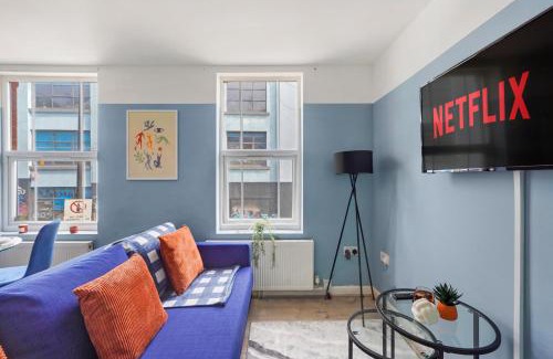 Saint Paul's Apartamento | Stylish Sleek Central Abode - Sleeps 6