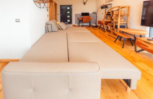 Achachork Casa | Stylish & Sophisticated Portree Cottage