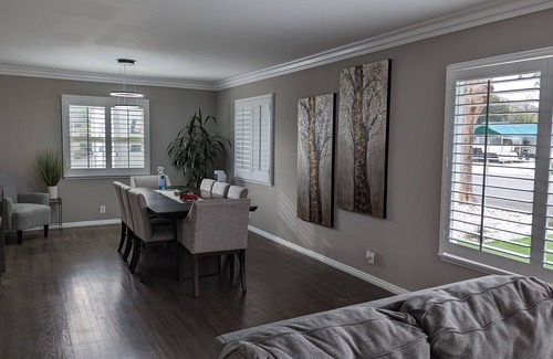 Santa Paula Casa | Stylish & Spacious 2 Bed Home near Ventura Beach