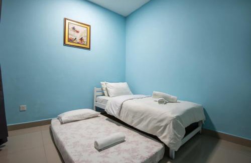 Taman Daya Apartamento | Stylish & Spacious 2BR at ARC Austin with Free Parking
