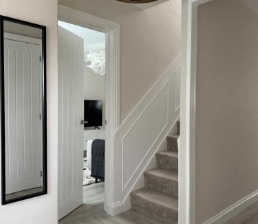 Chinnor Casa | Stylish & spacious home in the Chilterns