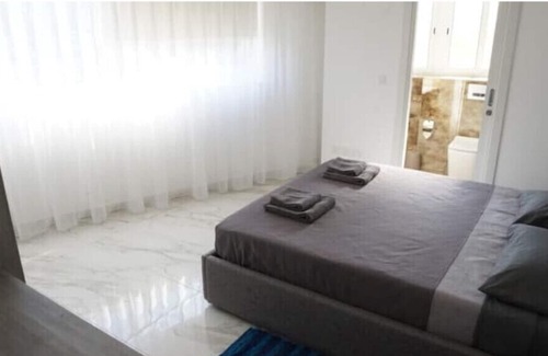 Tal-Ghoqod Apartamento | Stylish St. Julians Apartment
