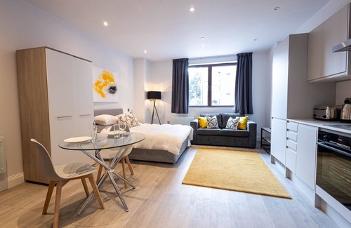 Staines Apartamento | Stylish Staines Apartments Heathrow South
